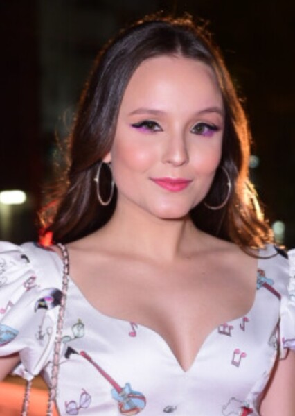 Larissa Manoela photo