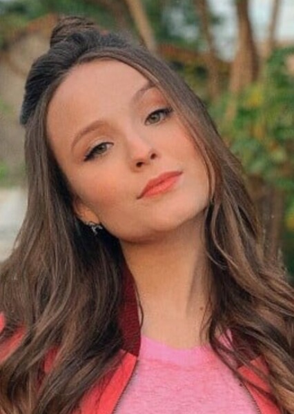 Larissa Manoela photo