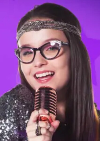 Larissa Manoela photo