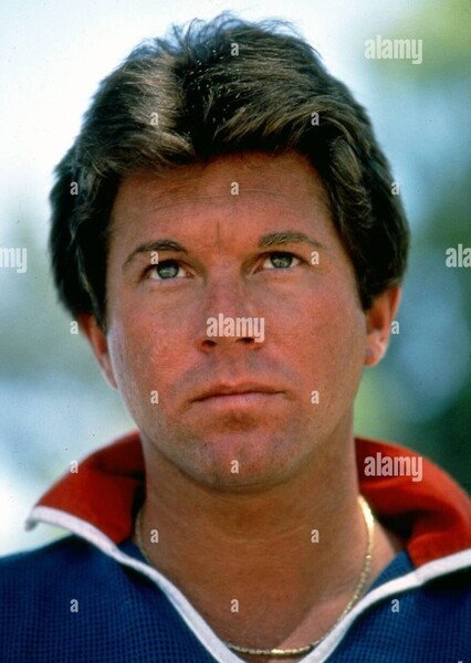 Larry Manetti photo