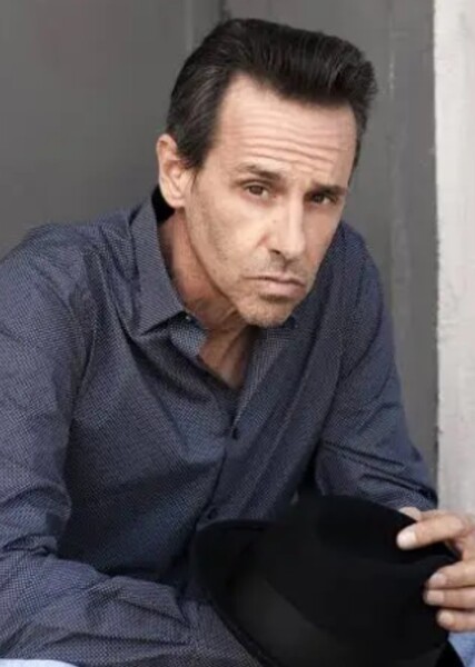 Larry Romano photo
