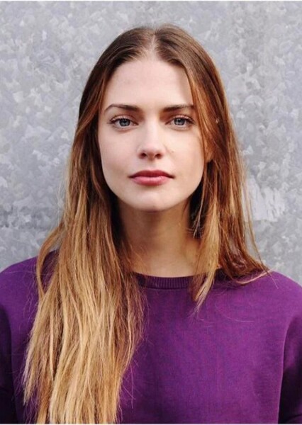 Laura Berlin photo