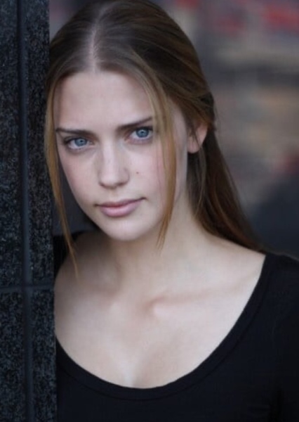 Laura Berlin photo