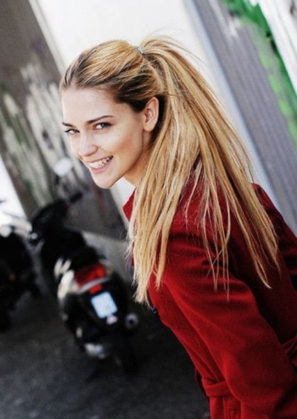 Laura Berlin photo