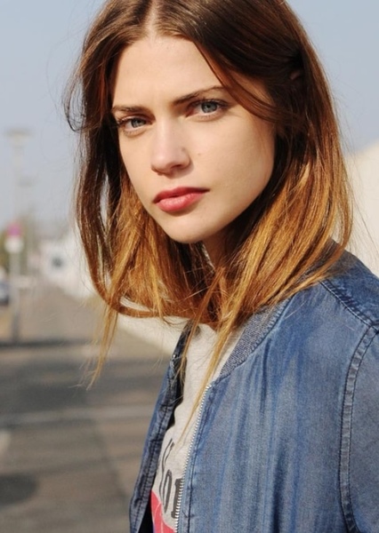 Laura Berlin photo