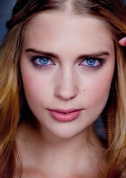 Laura Berlin photo