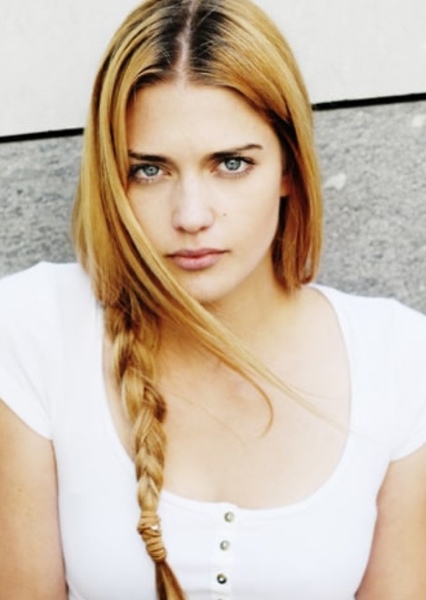 Laura Berlin photo