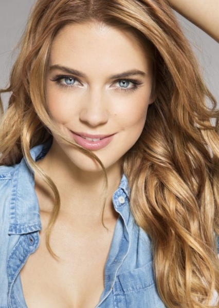 Laura Berlin photo