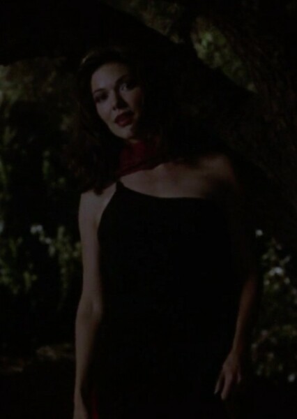 Laura Harring photo