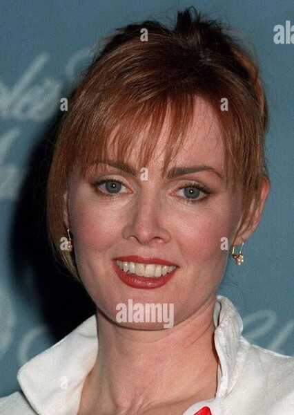 Laura Innes