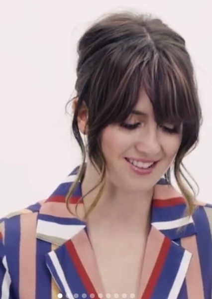 Laura Marano photo