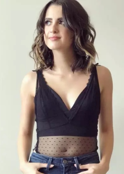 Laura Marano photo