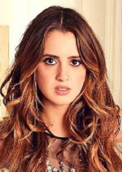 Laura Marano photo