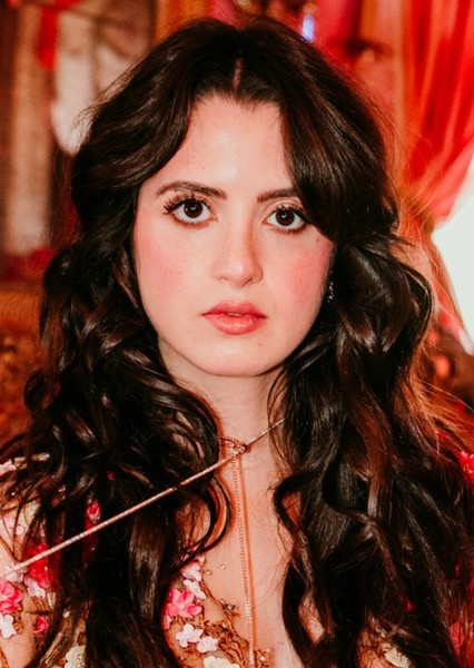 Laura Marano photo