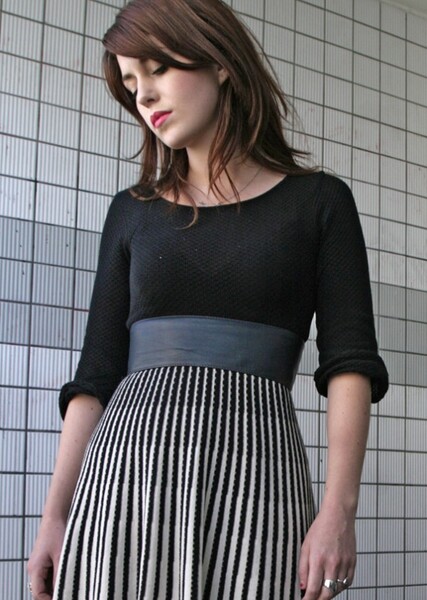 Laura-Mary Carter photo