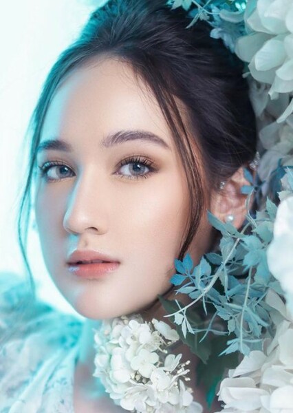 Laura Moane photo