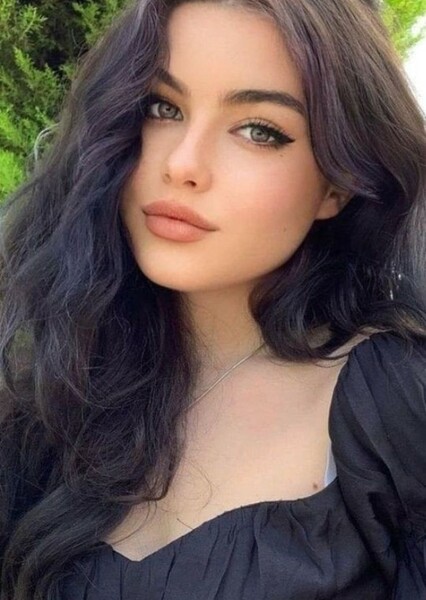 Laura Neira photo