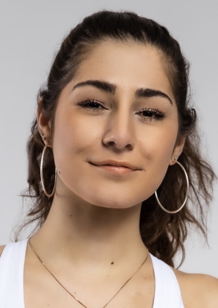 Laura Pachnos photo