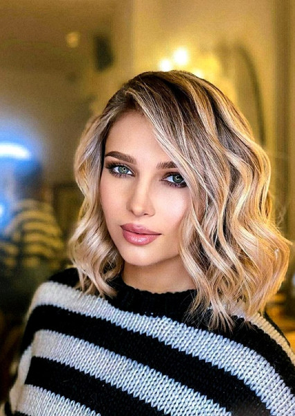 Laura Petrescu photo