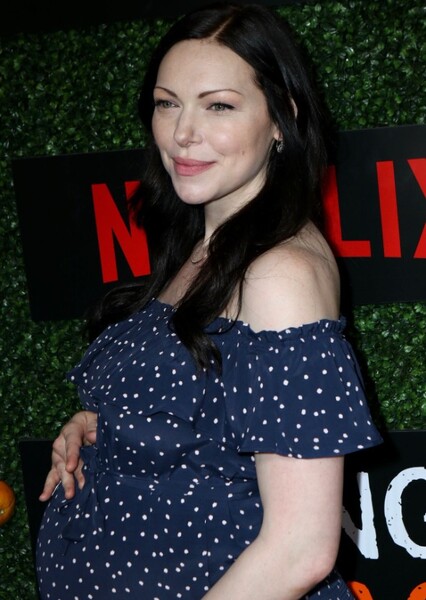 Laura Prepon photo