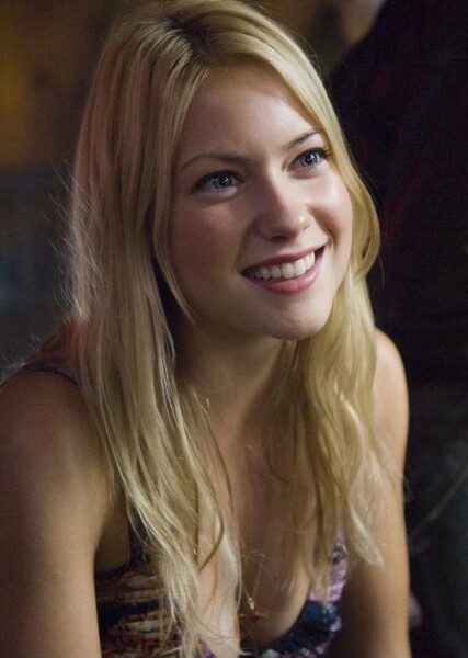 Laura Ramsey photo