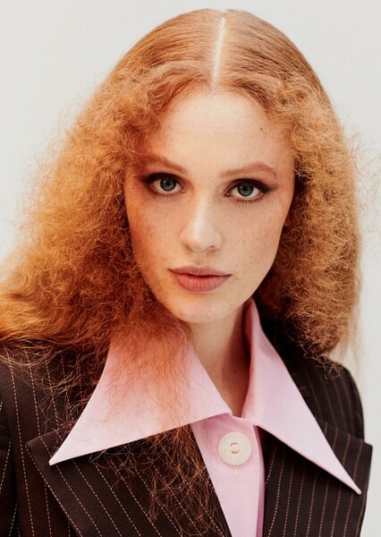 Laura Schuller