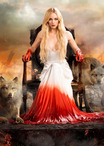Laura Vandervoort photo