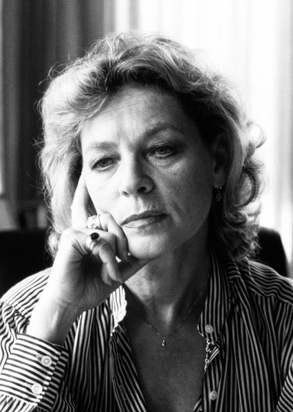 Lauren Bacall photo