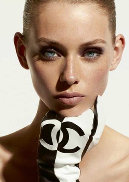 Lauren de Graaf photo