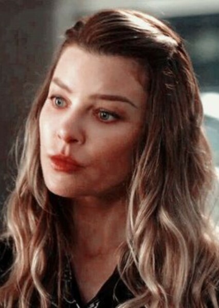 Lauren German photo
