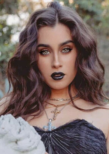 Lauren Jauregui photo