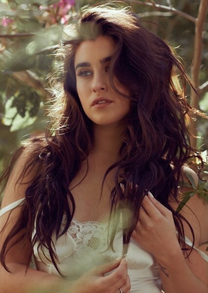 Lauren Jauregui photo