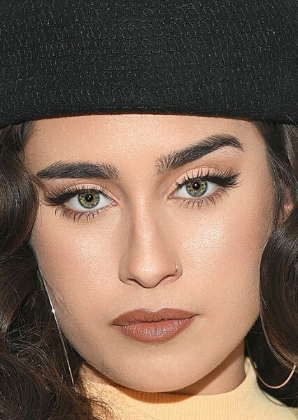 Lauren Jauregui photo