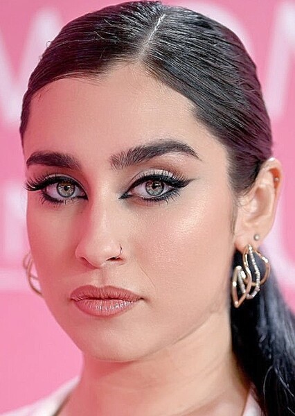 Lauren Jauregui photo