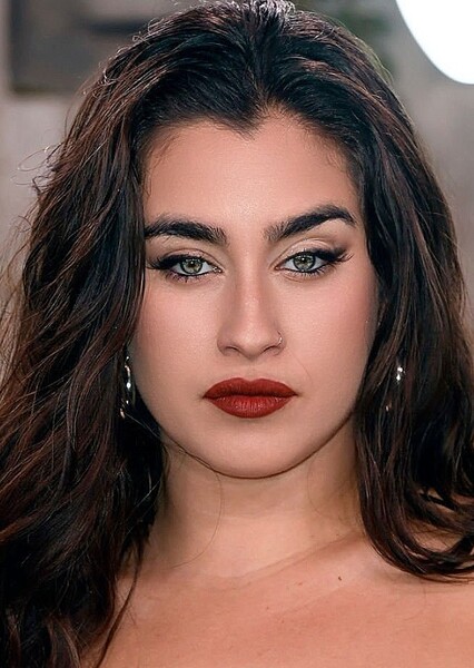 Lauren Jauregui photo