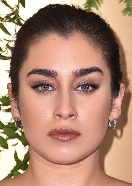 Lauren Jauregui photo