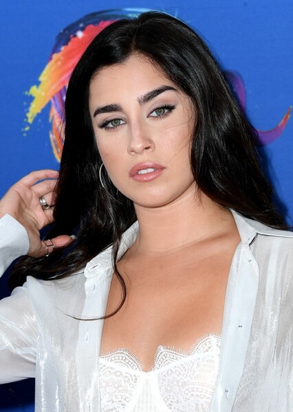 Lauren Jauregui photo