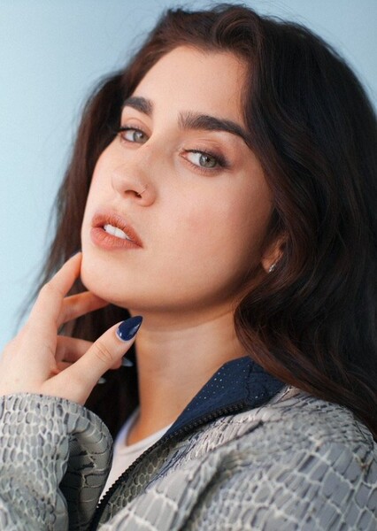 Lauren Jauregui photo