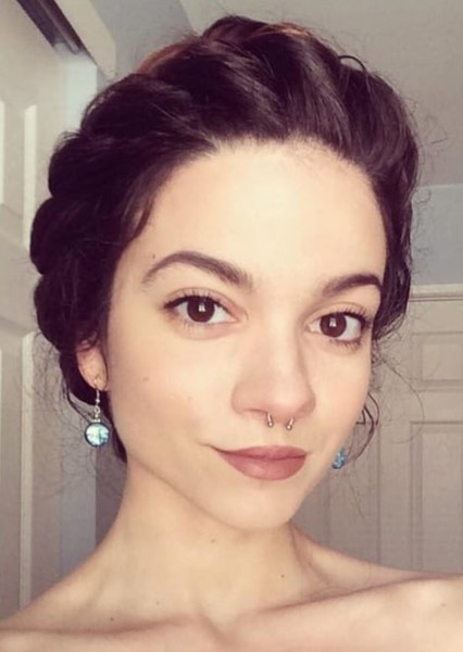 Lauren LaVera