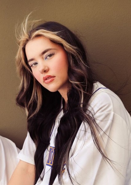 Lauren Spencer-Smith photo
