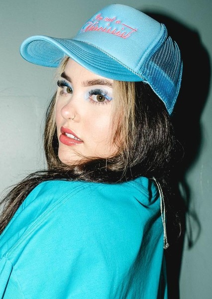 Lauren Spencer-Smith photo