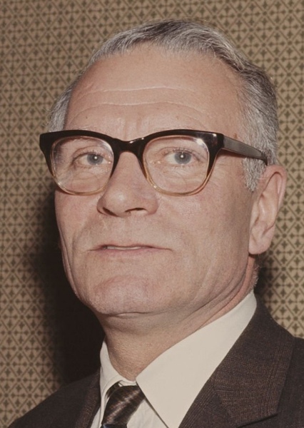 Laurence Olivier photo