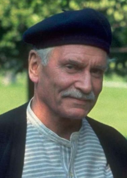 Laurence Olivier photo