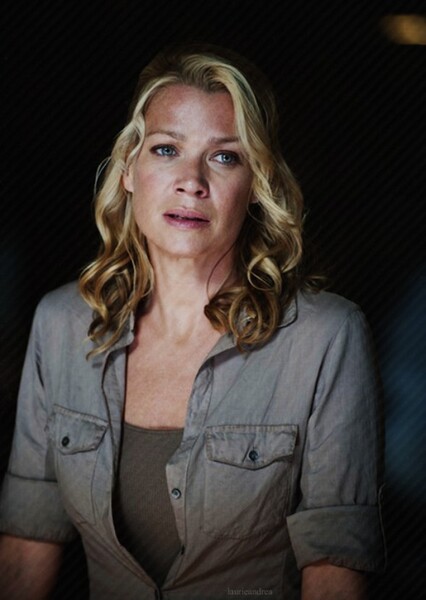 Laurie Holden photo