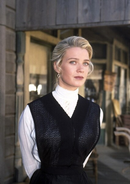 Laurie Holden photo