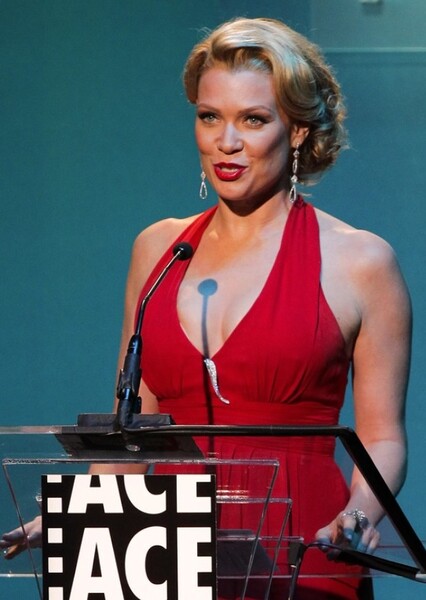 Laurie Holden photo