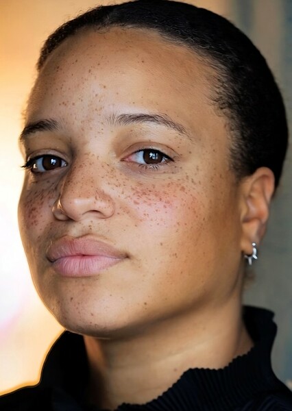Laya Lewis photo