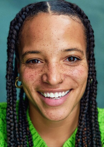 Laya Lewis photo