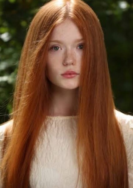 Layla Burns as Ariel in Disney Realms: Across the Multiverse