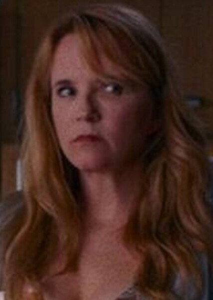 Lea Thompson photo